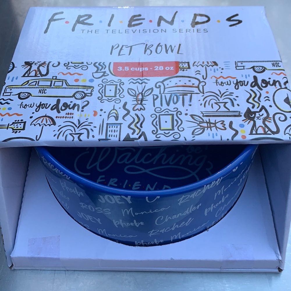 New boxed Friends TV Show dog pet bowl